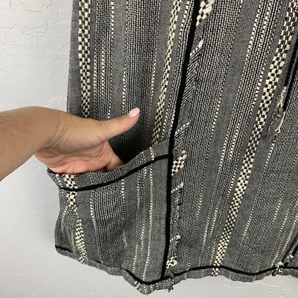 Free People Oversized Tunic Womens Small Hooded Boho Fringe Pockets Pullover Top - Picture 4 of 9